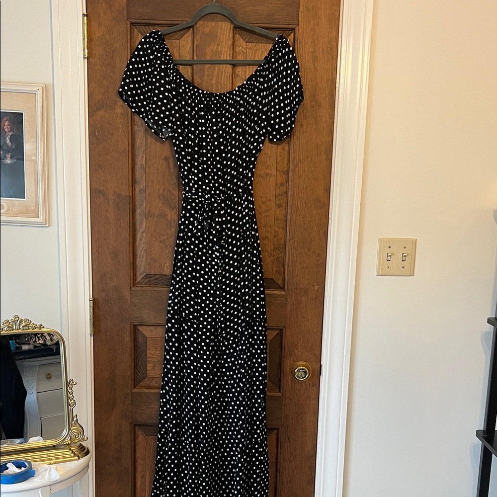 Elegant Black Polka Dot Dress size large. Unbranded